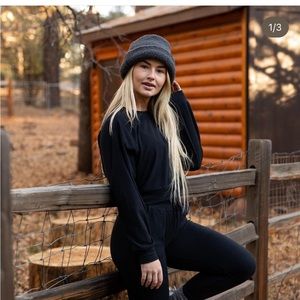 Paragon Fitwear Black Fleece pullover